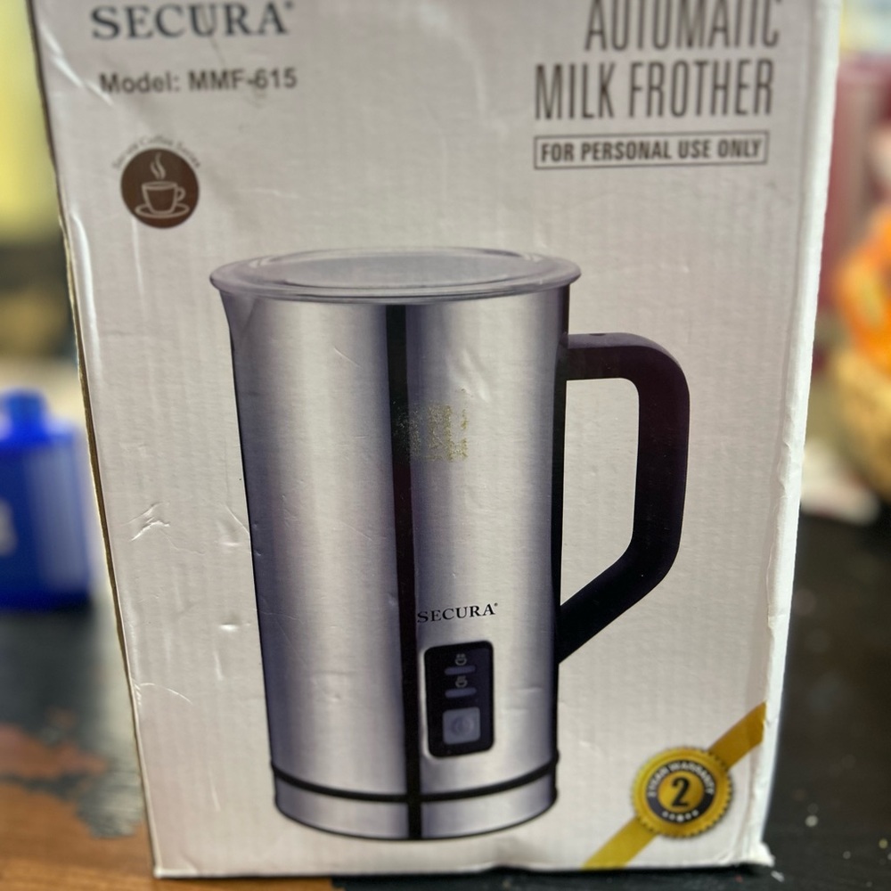 Automatic milk frother